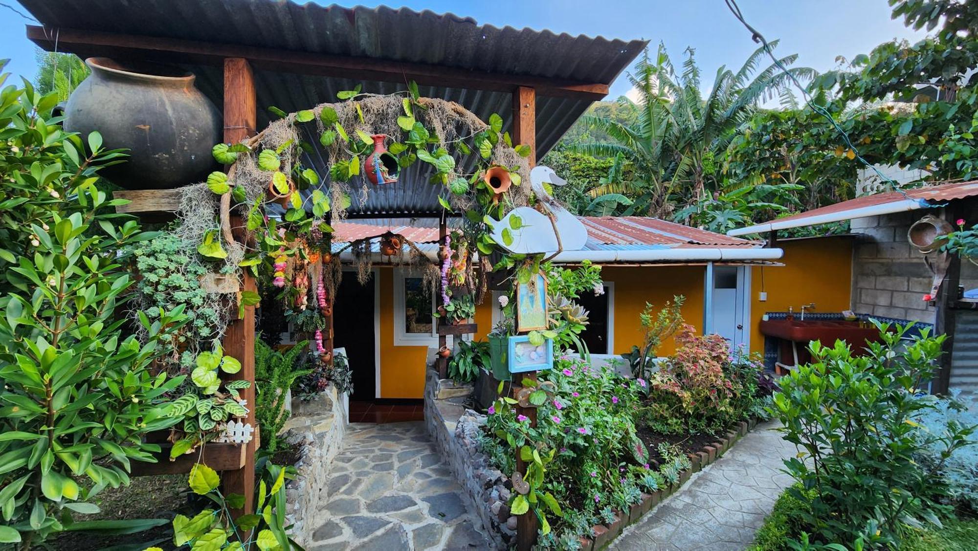 Posada Woochooch San Juan La Laguna Exterior photo